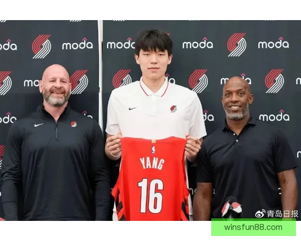 斯普利特赞杨瀚森进步显著 从季初时间减少到成长为更好球员